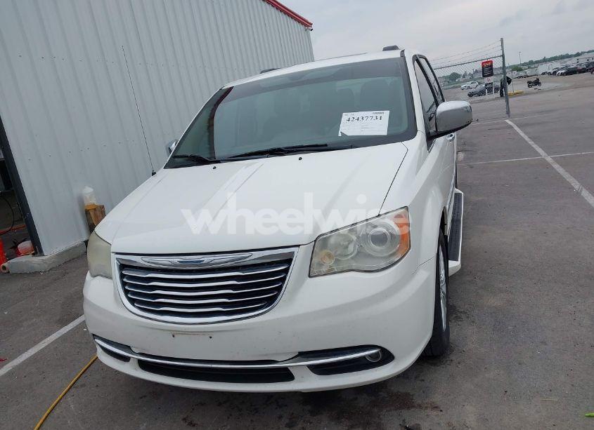 Photo 12 of 2012 Chrysler Town & COUNTRY LIMITED (VIN 2C4RC1GG6CR134349)