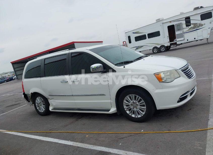 Photo 13 of 2012 Chrysler Town & COUNTRY LIMITED (VIN 2C4RC1GG6CR134349)
