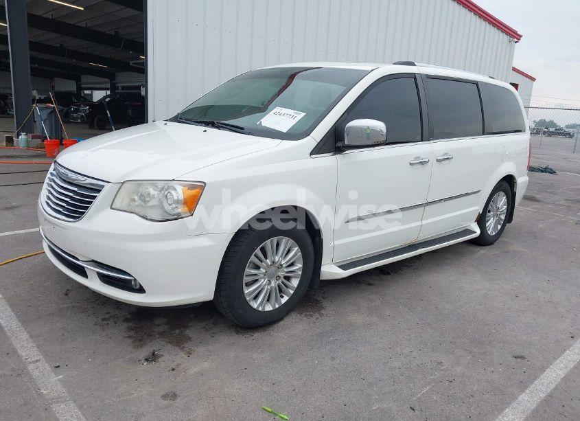 Photo 2 of 2012 Chrysler Town & COUNTRY LIMITED (VIN 2C4RC1GG6CR134349)