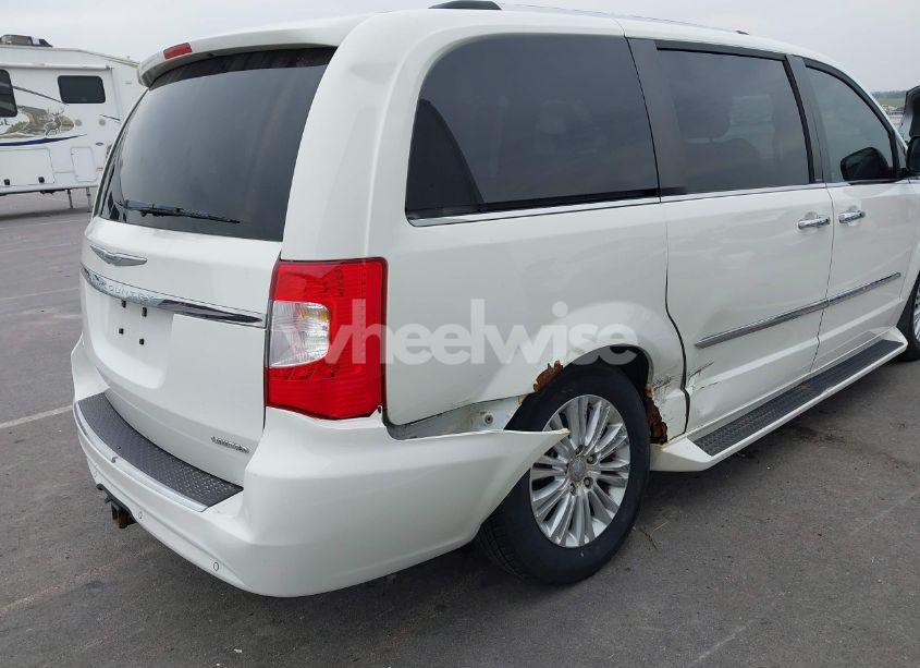 Photo 6 of 2012 Chrysler Town & COUNTRY LIMITED (VIN 2C4RC1GG6CR134349)