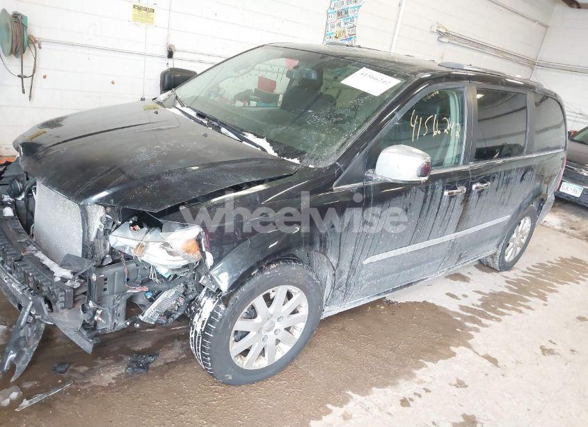 Photo 2 of 2012 Chrysler Town & COUNTRY LIMITED (VIN 2C4RC1GG6CR401344)