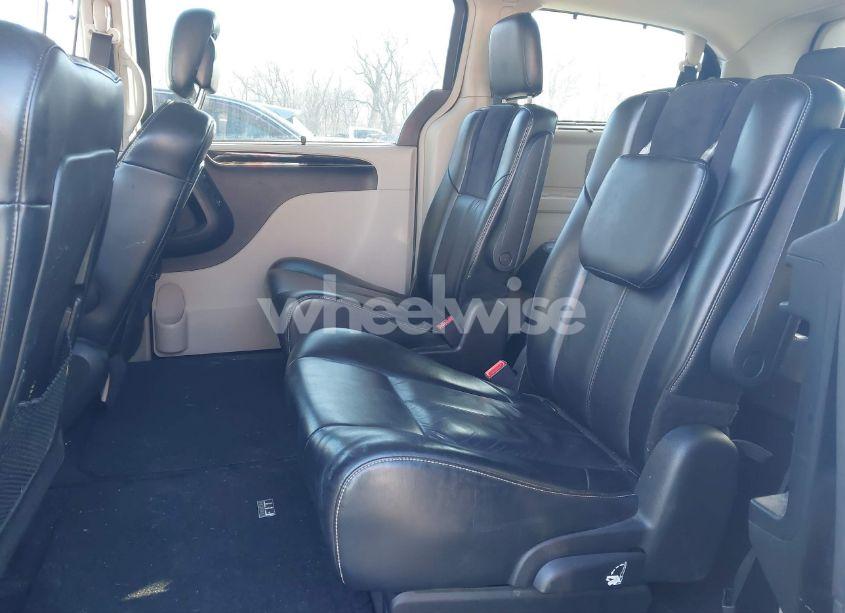 Photo 7 of 2013 Chrysler Town & COUNTRY LIMITED (VIN 2C4RC1GG6DR512669)