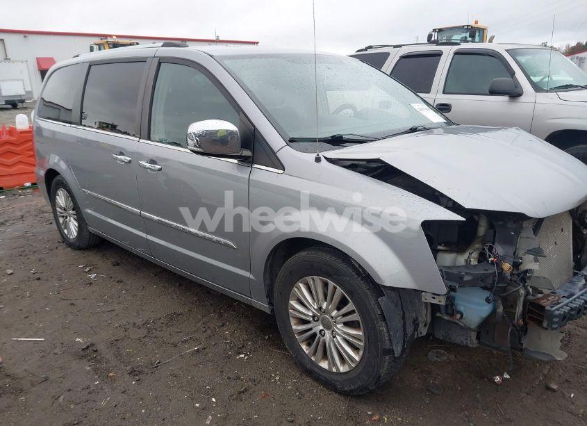 2013 Chrysler Town & COUNTRY LIMITED (VIN 2C4RC1GG6DR737741) main photo