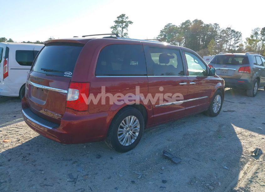 Photo 4 of 2014 Chrysler Town & COUNTRY LIMITED (VIN 2C4RC1GG6ER303840)