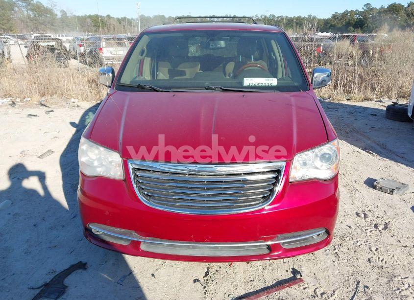 Photo 6 of 2014 Chrysler Town & COUNTRY LIMITED (VIN 2C4RC1GG6ER303840)