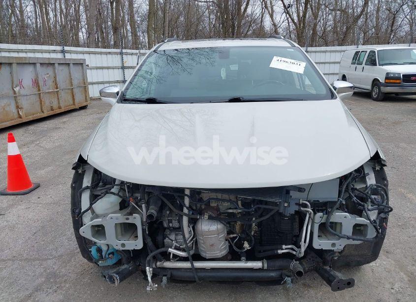 Photo 12 of 2017 Chrysler Pacifica LIMITED (VIN 2C4RC1GG6HR785875)