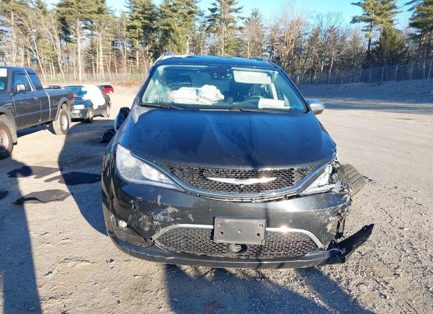 Photo 13 of 2018 Chrysler Pacifica LIMITED (VIN 2C4RC1GG6JR109206)