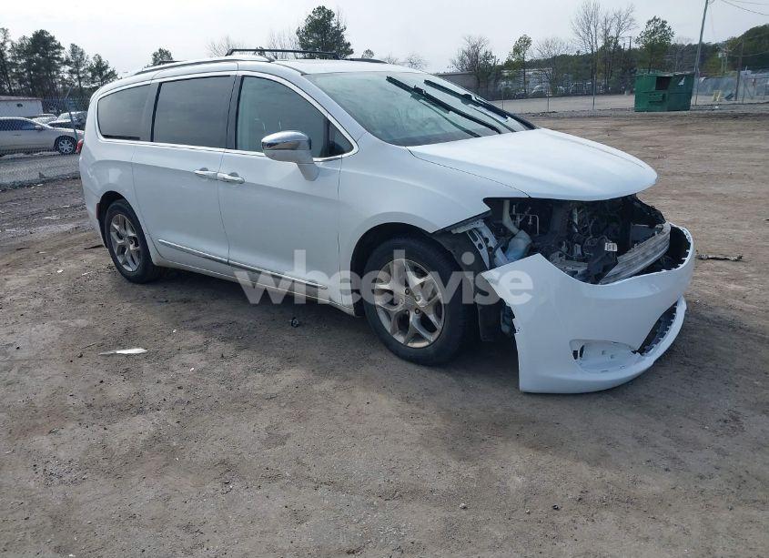 2018 Chrysler Pacifica LIMITED (VIN 2C4RC1GG6JR269098) main photo