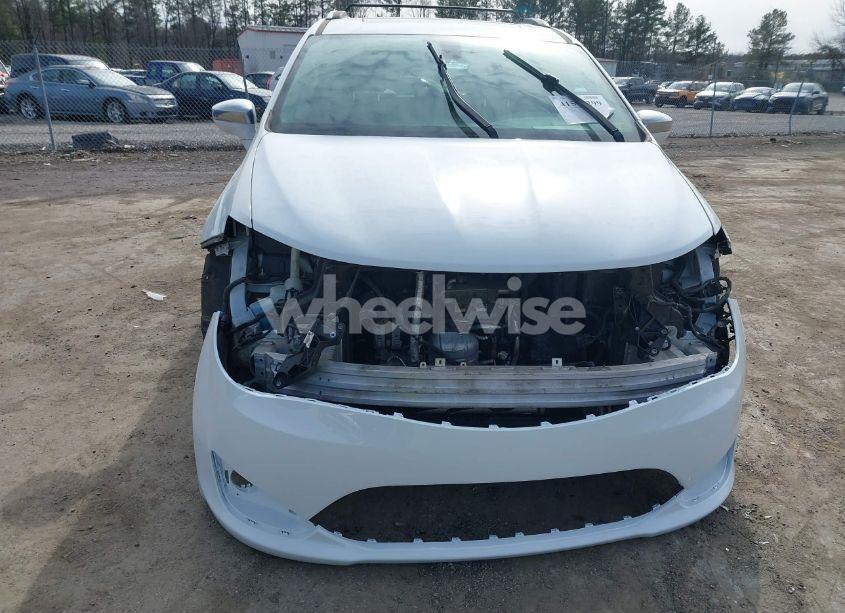 Photo 13 of 2018 Chrysler Pacifica LIMITED (VIN 2C4RC1GG6JR269098)