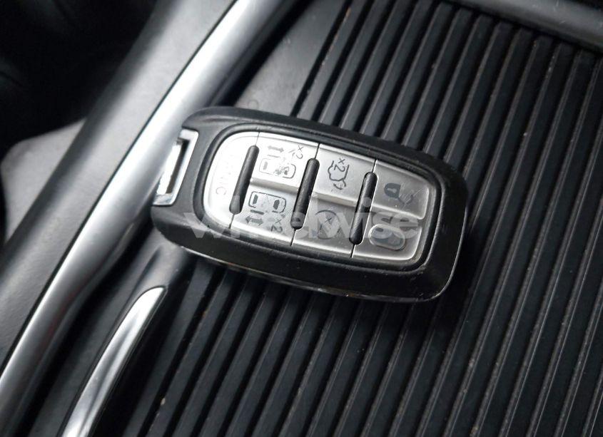 Photo 11 of 2018 Chrysler Pacifica LIMITED (VIN 2C4RC1GG6JR351865)