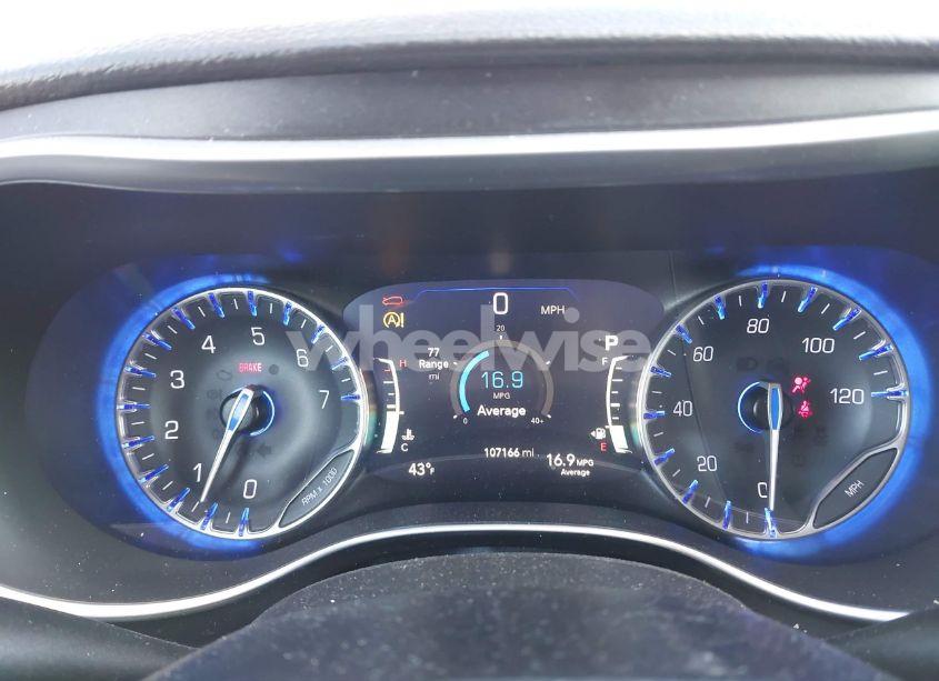 Photo 7 of 2020 Chrysler Pacifica LIMITED (VIN 2C4RC1GG6LR114215)