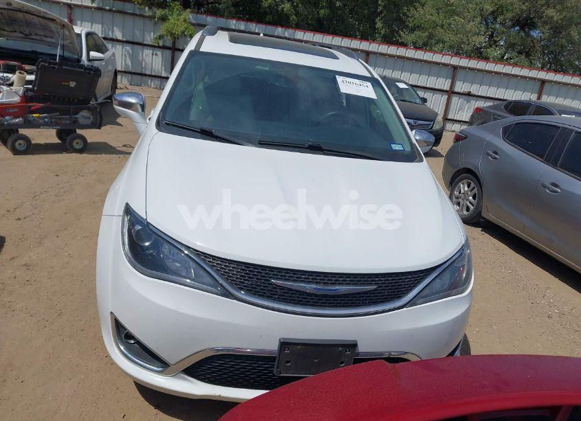 Photo 13 of 2020 Chrysler Pacifica LIMITED (VIN 2C4RC1GG6LR171708)