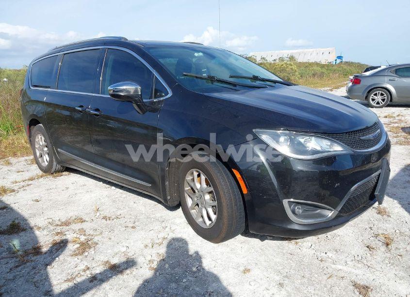 2020 Chrysler Pacifica LIMITED (VIN 2C4RC1GG6LR192445) main photo