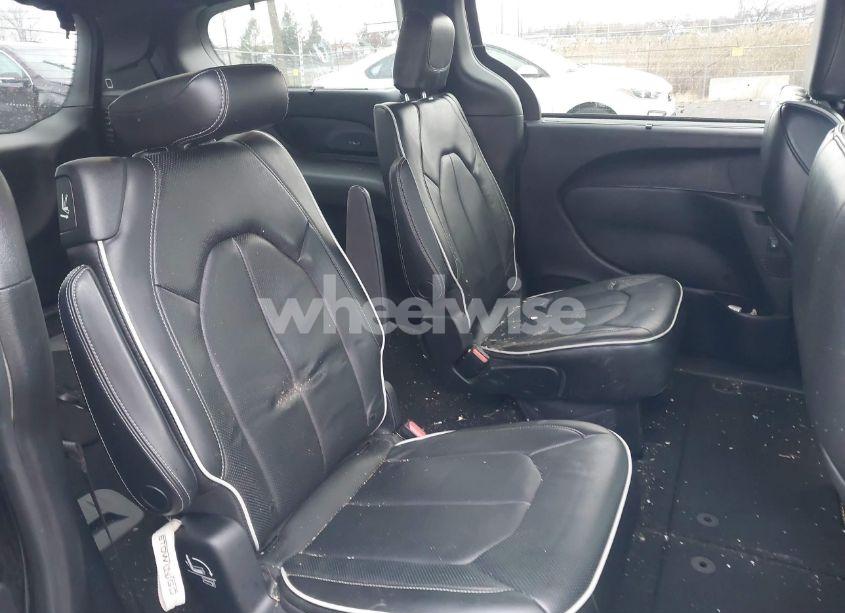 Photo 8 of 2020 Chrysler Pacifica LIMITED (VIN 2C4RC1GG6LR209583)