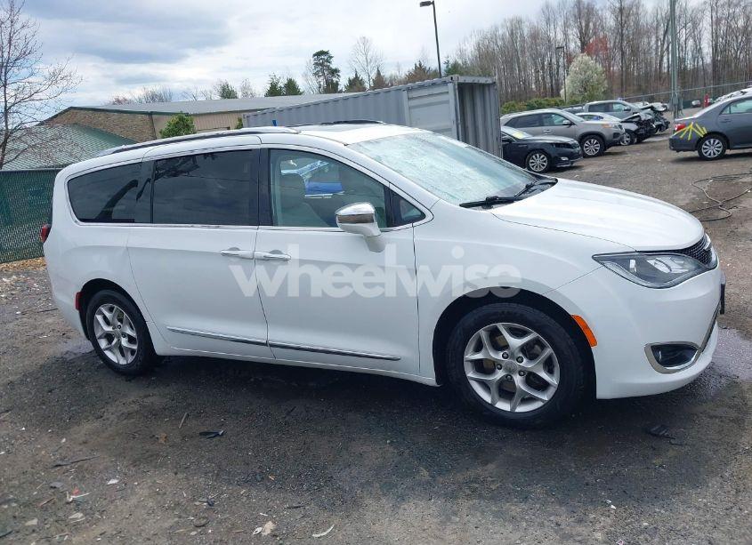 Photo 13 of 2020 Chrysler Pacifica LIMITED (VIN 2C4RC1GG6LR285711)