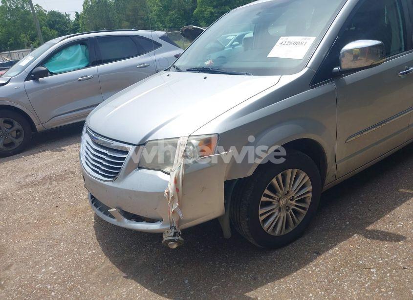 Photo 12 of 2012 Chrysler Town & COUNTRY LIMITED (VIN 2C4RC1GG7CR140564)