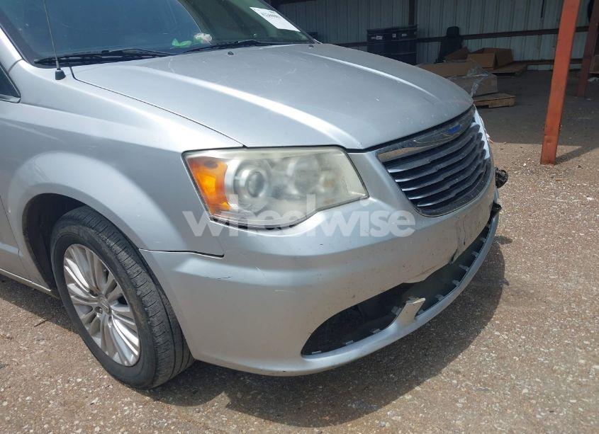 Photo 13 of 2012 Chrysler Town & COUNTRY LIMITED (VIN 2C4RC1GG7CR140564)