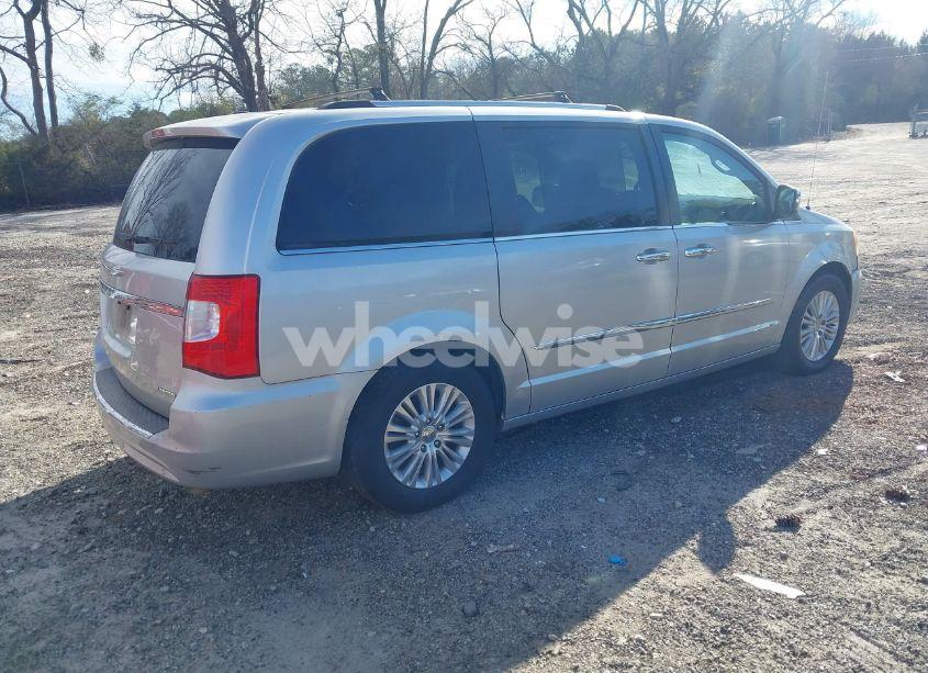 Photo 4 of 2012 Chrysler Town & COUNTRY LIMITED (VIN 2C4RC1GG7CR278413)