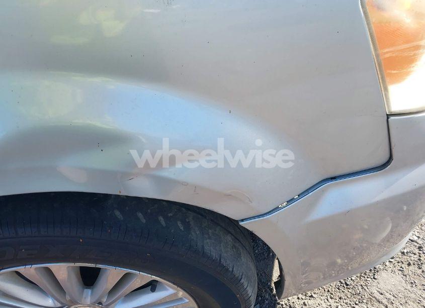 Photo 6 of 2012 Chrysler Town & COUNTRY LIMITED (VIN 2C4RC1GG7CR278413)