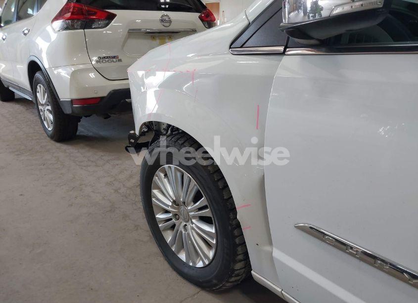 Photo 21 of 2014 Chrysler Town & COUNTRY LIMITED (VIN 2C4RC1GG7ER178802)