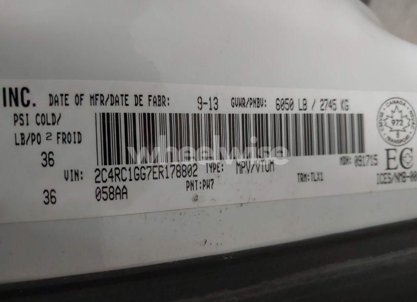 Photo 9 of 2014 Chrysler Town & COUNTRY LIMITED (VIN 2C4RC1GG7ER178802)