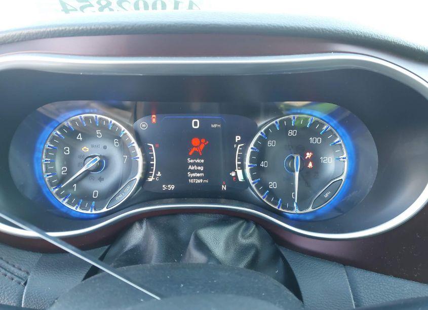 Photo 7 of 2017 Chrysler Pacifica LIMITED (VIN 2C4RC1GG7HR504313)