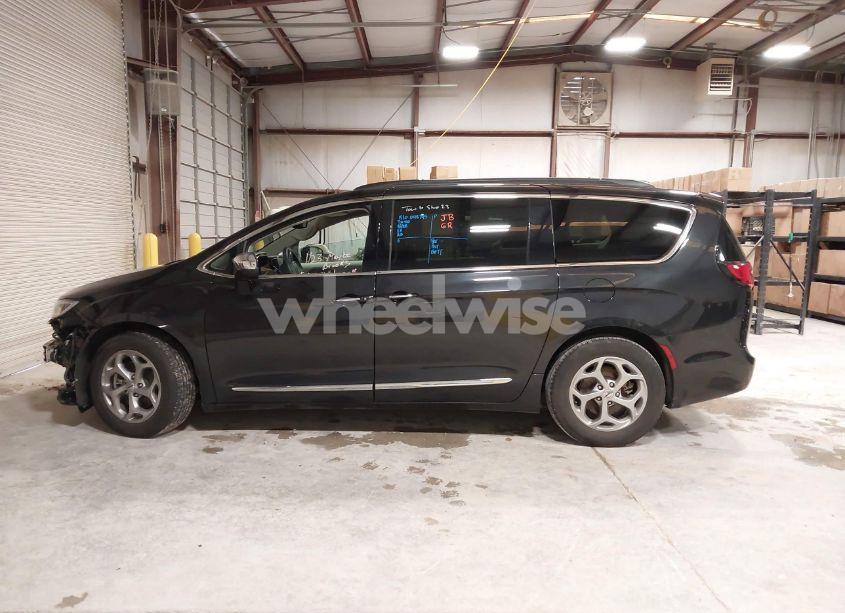 Photo 15 of 2023 Chrysler Pacifica LIMITED (VIN 2C4RC1GG7PR525239)