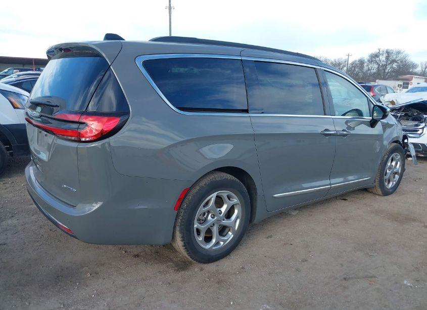 Photo 4 of 2023 Chrysler Pacifica LIMITED (VIN 2C4RC1GG7PR530912)