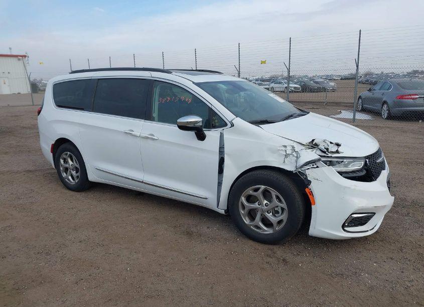 2023 Chrysler Pacifica LIMITED (VIN 2C4RC1GG7PR566146) main photo