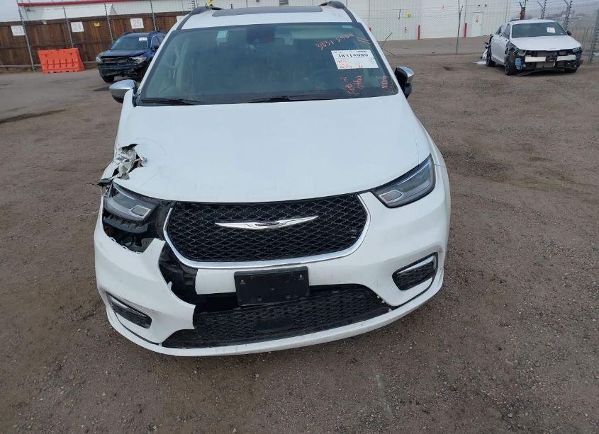 Photo 12 of 2023 Chrysler Pacifica LIMITED (VIN 2C4RC1GG7PR566146)