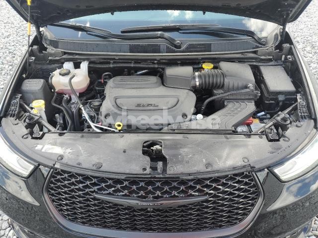 Photo 4 of 2025 CHRYSLER PACIFICA LIMITED (VIN 2C4RC1GG7SR524424)
