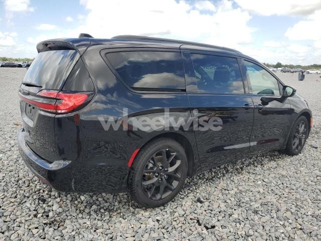 Photo 5 of 2025 CHRYSLER PACIFICA LIMITED (VIN 2C4RC1GG7SR524424)
