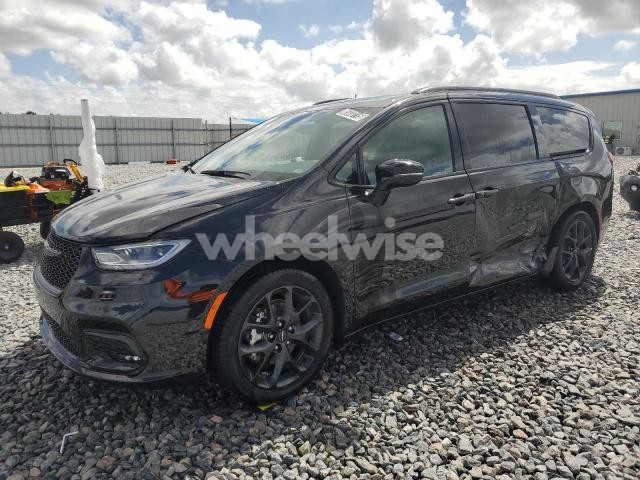 Photo 7 of 2025 CHRYSLER PACIFICA LIMITED (VIN 2C4RC1GG7SR524424)