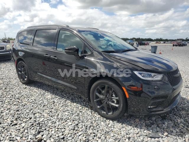 Photo 8 of 2025 CHRYSLER PACIFICA LIMITED (VIN 2C4RC1GG7SR524424)