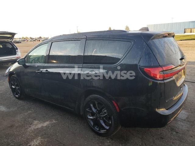 Photo 11 of 2025 CHRYSLER PACIFICA LIMITED (VIN 2C4RC1GG7SR584462)