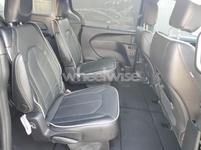 Photo 12 of 2025 CHRYSLER PACIFICA LIMITED (VIN 2C4RC1GG7SR584462)