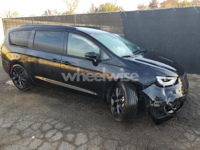 Photo 4 of 2025 CHRYSLER PACIFICA LIMITED (VIN 2C4RC1GG7SR584462)