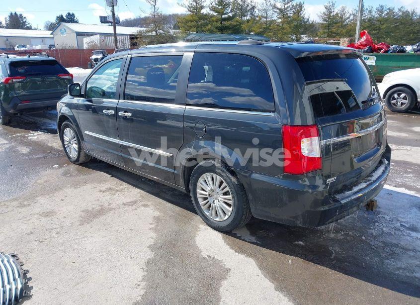 Photo 3 of 2012 Chrysler Town & COUNTRY LIMITED (VIN 2C4RC1GG8CR136636)