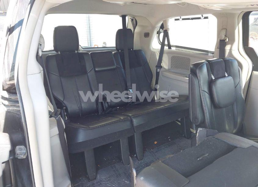 Photo 8 of 2012 Chrysler Town & COUNTRY LIMITED (VIN 2C4RC1GG8CR136636)