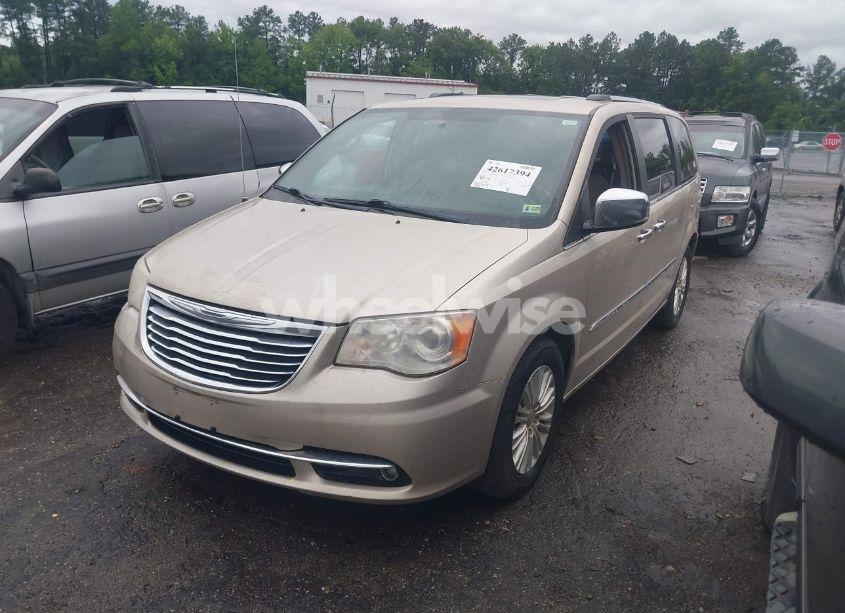 Photo 2 of 2012 Chrysler Town & COUNTRY LIMITED (VIN 2C4RC1GG8CR361364)