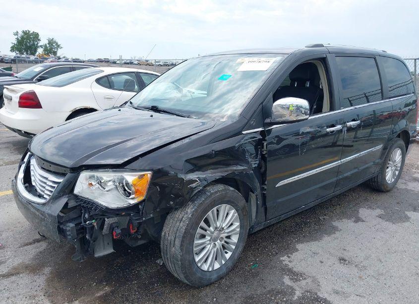 Photo 2 of 2014 Chrysler Town & COUNTRY LIMITED (VIN 2C4RC1GG8ER307694)