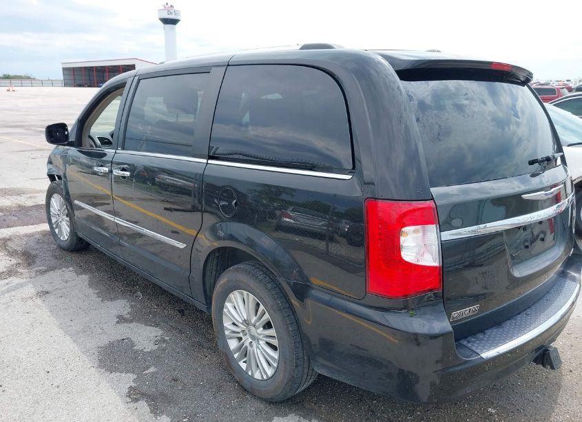 Photo 3 of 2014 Chrysler Town & COUNTRY LIMITED (VIN 2C4RC1GG8ER307694)
