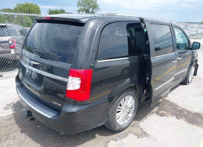Photo 4 of 2014 Chrysler Town & COUNTRY LIMITED (VIN 2C4RC1GG8ER307694)