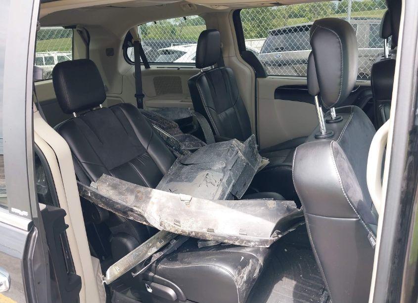 Photo 8 of 2014 Chrysler Town & COUNTRY LIMITED (VIN 2C4RC1GG8ER307694)