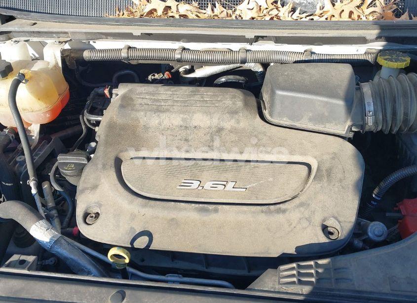 Photo 10 of 2017 Chrysler Pacifica LIMITED (VIN 2C4RC1GG8HR529771)