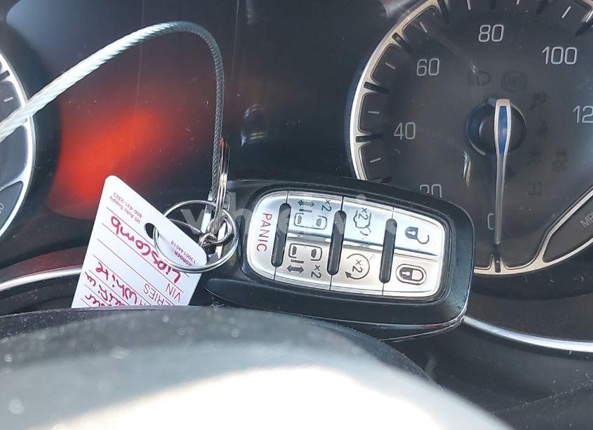 Photo 11 of 2017 Chrysler Pacifica LIMITED (VIN 2C4RC1GG8HR529771)