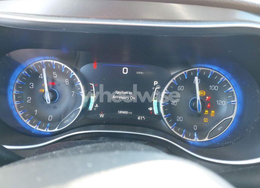 Photo 7 of 2017 Chrysler Pacifica LIMITED (VIN 2C4RC1GG8HR529771)