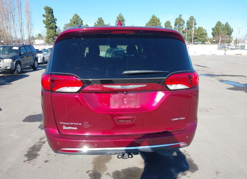 Photo 16 of 2017 Chrysler Pacifica LIMITED (VIN 2C4RC1GG8HR735348)