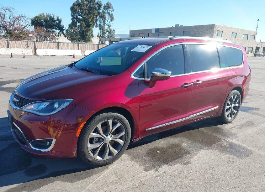 Photo 2 of 2017 Chrysler Pacifica LIMITED (VIN 2C4RC1GG8HR735348)
