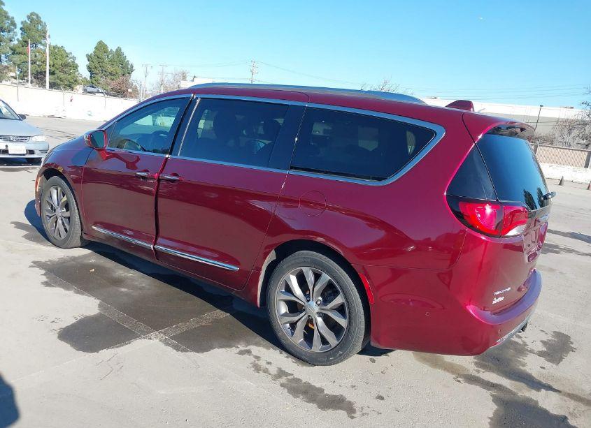 Photo 3 of 2017 Chrysler Pacifica LIMITED (VIN 2C4RC1GG8HR735348)